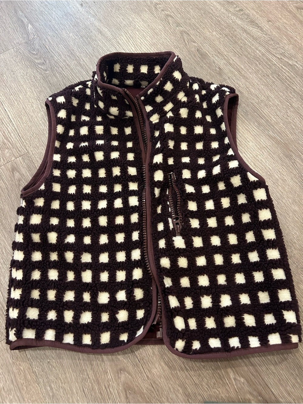 Cozy Checkered Sherpa Vest in Cream & Dark Brown